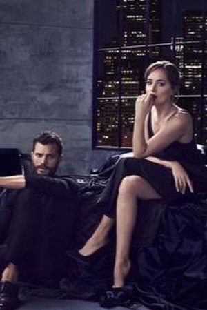 Finding Love in the Boss’s Embrace After Divorce