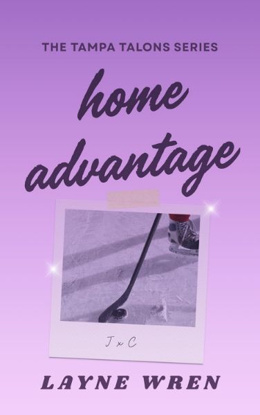 Home Advantage : A Fake Dating Hockey Romance (Tampa Talons Book 1)
